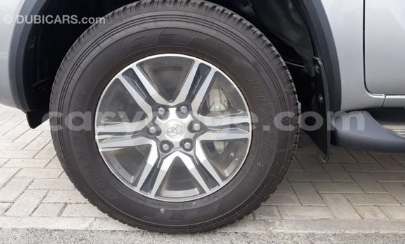 Acheter Import Voiture Toyota Fortuner Autre à Import - Dubai, Namibie Acheter Import Voiture Toyota Fortuner Autre à Import - Dubai, Namibie