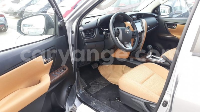 Big with watermark toyota fortuner namibia import dubai 10519