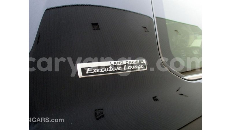 Big with watermark toyota land cruiser namibia import dubai 10541