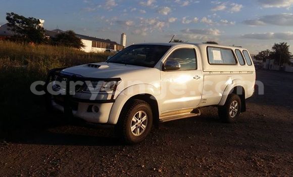 Buy Used Toyota Hilux White Car in Windhoek in Namibia Buy Used Toyota Hilux White Car in Windhoek in Namibia