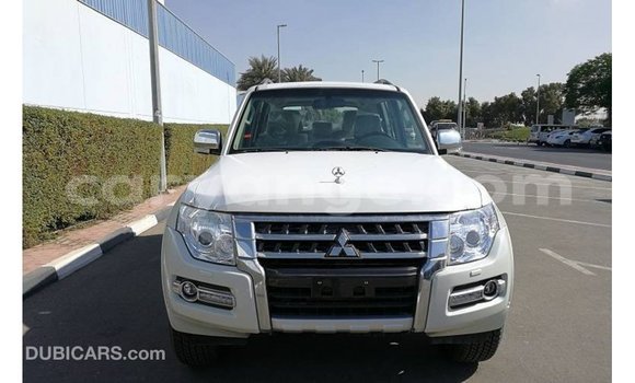 Buy Import Mitsubishi Pajero White Car in Import - Dubai in Namibia Buy Import Mitsubishi Pajero White Car in Import - Dubai in Namibia