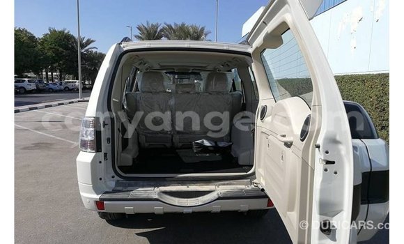 Buy Import Mitsubishi Pajero White Car in Import - Dubai in Namibia Buy Import Mitsubishi Pajero White Car in Import - Dubai in Namibia