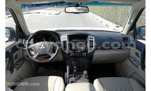 Buy Import Mitsubishi Pajero White Car in Import - Dubai in Namibia Buy Import Mitsubishi Pajero White Car in Import - Dubai in Namibia