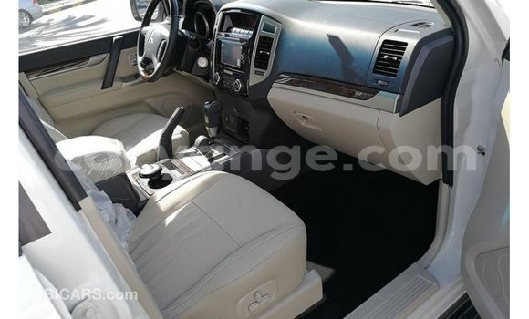 Buy Import Mitsubishi Pajero White Car in Import - Dubai in Namibia Buy Import Mitsubishi Pajero White Car in Import - Dubai in Namibia