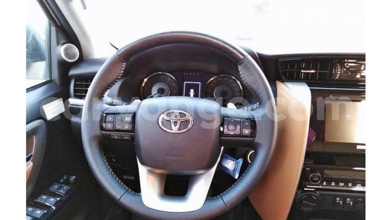 Big with watermark toyota fortuner namibia import dubai 10561