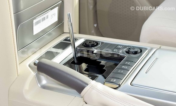 Acheter Import Voiture Toyota Land Cruiser Blanc à Import - Dubai, Namibie Acheter Import Voiture Toyota Land Cruiser Blanc à Import - Dubai, Namibie