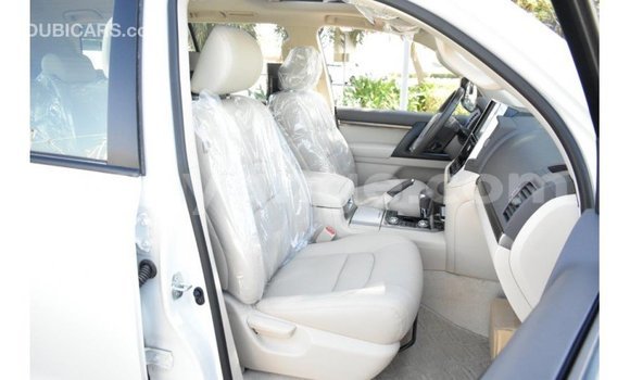 Buy Import Toyota Land Cruiser White Car in Import - Dubai in Namibia Buy Import Toyota Land Cruiser White Car in Import - Dubai in Namibia