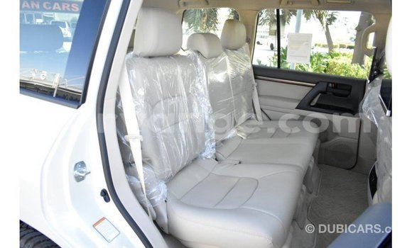 Buy Import Toyota Land Cruiser White Car in Import - Dubai in Namibia Buy Import Toyota Land Cruiser White Car in Import - Dubai in Namibia