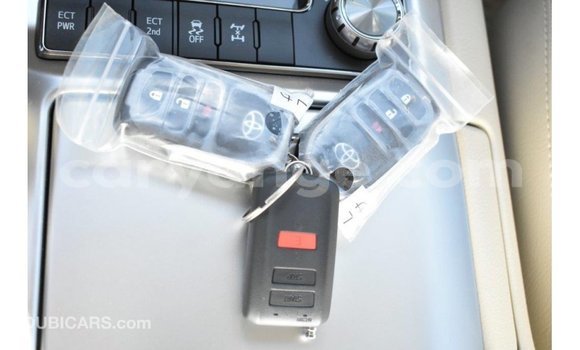 Buy Import Toyota Land Cruiser White Car in Import - Dubai in Namibia Buy Import Toyota Land Cruiser White Car in Import - Dubai in Namibia