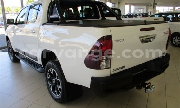 Buy Used Toyota Hilux White Car in Grootfontein in Namibia Buy Used Toyota Hilux White Car in Grootfontein in Namibia