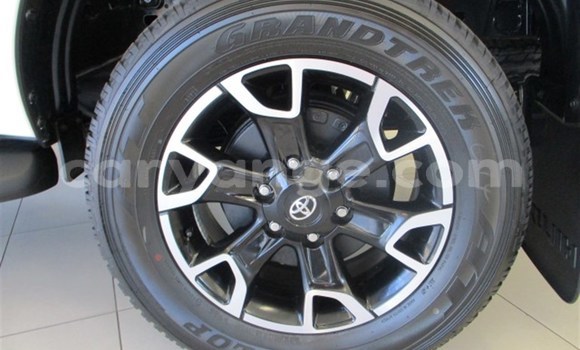 Buy Used Toyota Hilux White Car in Grootfontein in Namibia Buy Used Toyota Hilux White Car in Grootfontein in Namibia