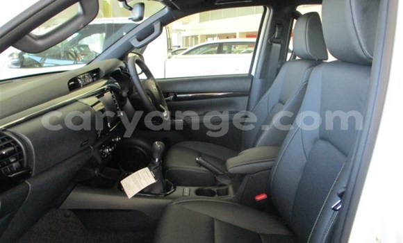 Buy Used Toyota Hilux White Car in Grootfontein in Namibia Buy Used Toyota Hilux White Car in Grootfontein in Namibia