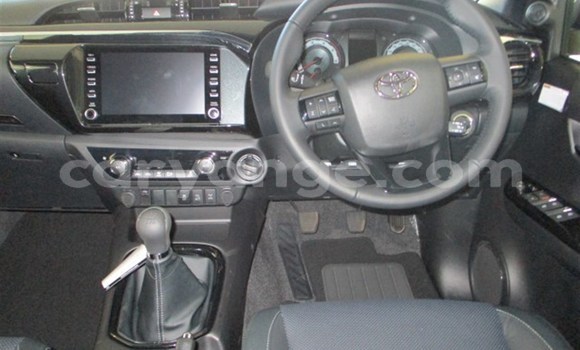 Buy Used Toyota Hilux White Car in Grootfontein in Namibia Buy Used Toyota Hilux White Car in Grootfontein in Namibia