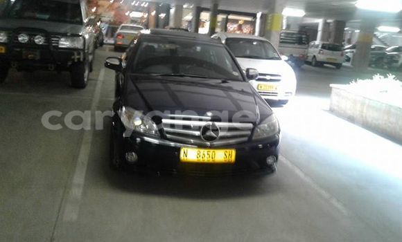 Acheter Occasion Voiture Mercedes-Benz C–Class Noir à Windhoek, Namibie Acheter Occasion Voiture Mercedes-Benz C–Class Noir à Windhoek, Namibie