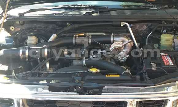 Acheter Occasion Voiture Isuzu KB Noir à Windhoek, Namibie Acheter Occasion Voiture Isuzu KB Noir à Windhoek, Namibie