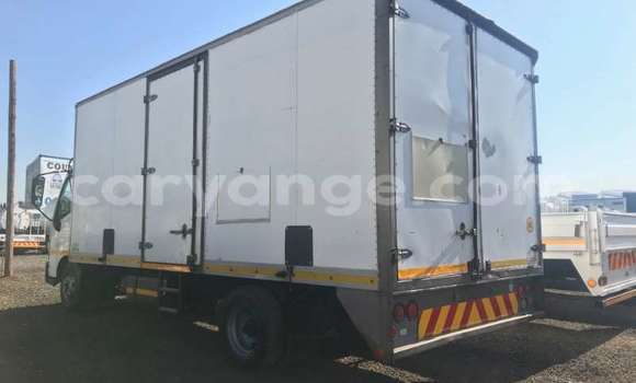 Buy Used Hino 300 Series White Truck in Windhoek in Namibia Buy Used Hino 300 Series White Truck in Windhoek in Namibia