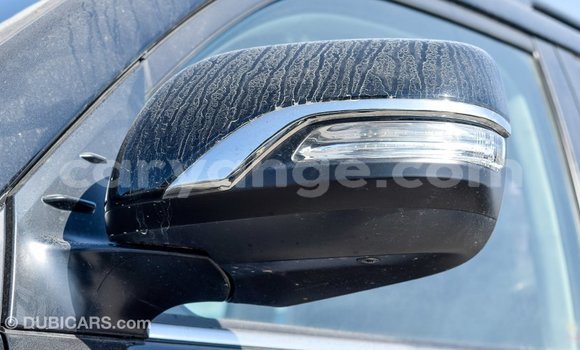 Acheter Import Voiture Toyota Land Cruiser Noir à Import - Dubai, Namibie Acheter Import Voiture Toyota Land Cruiser Noir à Import - Dubai, Namibie