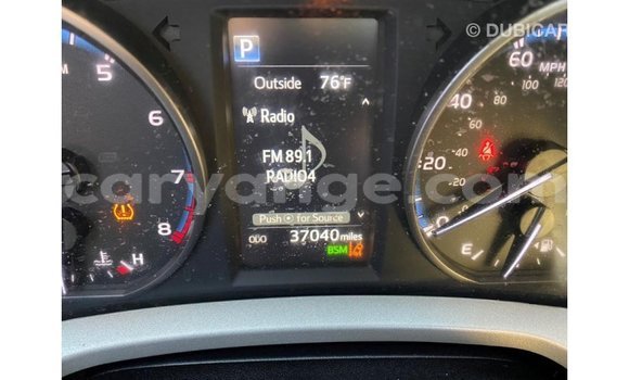 Acheter Import Voiture Toyota Highlander Noir à Import - Dubai, Namibie Acheter Import Voiture Toyota Highlander Noir à Import - Dubai, Namibie