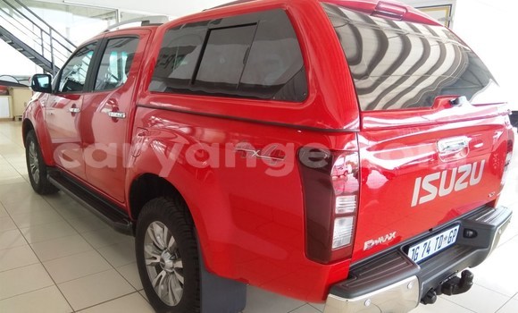 Buy Used Isuzu D–MAX Red Car in Swakopmund in Namibia Buy Used Isuzu D–MAX Red Car in Swakopmund in Namibia