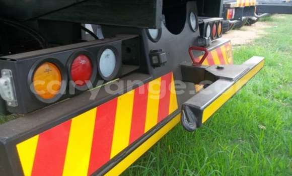 Buy Used Isuzu FTR 850 White Truck in Windhoek in Namibia Buy Used Isuzu FTR 850 White Truck in Windhoek in Namibia