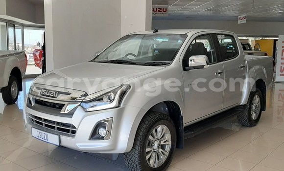 Buy Used Isuzu D–MAX Silver Car in Grootfontein in Namibia Buy Used Isuzu D–MAX Silver Car in Grootfontein in Namibia