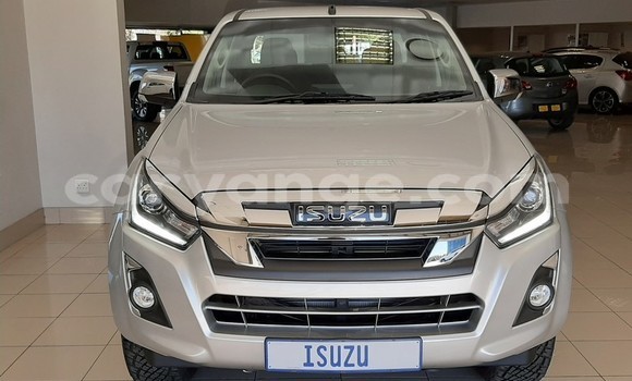 Buy Used Isuzu D–MAX Silver Car in Grootfontein in Namibia Buy Used Isuzu D–MAX Silver Car in Grootfontein in Namibia