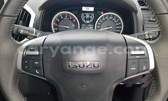 Buy Used Isuzu D–MAX Silver Car in Grootfontein in Namibia Buy Used Isuzu D–MAX Silver Car in Grootfontein in Namibia