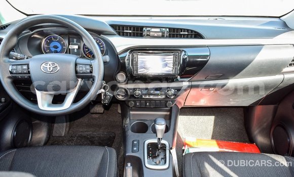 Acheter Import Voiture Toyota Hilux Autre à Import - Dubai, Namibie Acheter Import Voiture Toyota Hilux Autre à Import - Dubai, Namibie