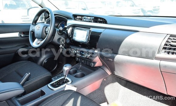 Acheter Import Voiture Toyota Hilux Autre à Import - Dubai, Namibie Acheter Import Voiture Toyota Hilux Autre à Import - Dubai, Namibie