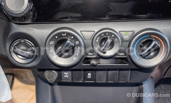 Acheter Import Voiture Toyota Hilux Autre à Import - Dubai, Namibie Acheter Import Voiture Toyota Hilux Autre à Import - Dubai, Namibie