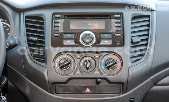 Acheter Import Voiture Mitsubishi L200 Blanc à Import - Dubai, Namibie Acheter Import Voiture Mitsubishi L200 Blanc à Import - Dubai, Namibie