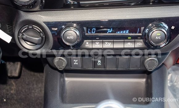 Acheter Import Voiture Toyota Hilux Autre à Import - Dubai, Namibie Acheter Import Voiture Toyota Hilux Autre à Import - Dubai, Namibie