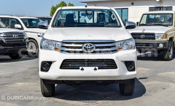 Acheter Import Voiture Toyota Hilux Blanc à Import - Dubai, Namibie Acheter Import Voiture Toyota Hilux Blanc à Import - Dubai, Namibie
