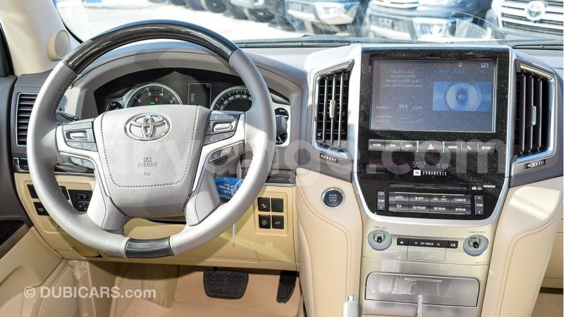 Big with watermark toyota land cruiser namibia import dubai 10680