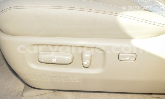 Acheter Import Voiture Toyota Land Cruiser Noir à Import - Dubai, Namibie Acheter Import Voiture Toyota Land Cruiser Noir à Import - Dubai, Namibie