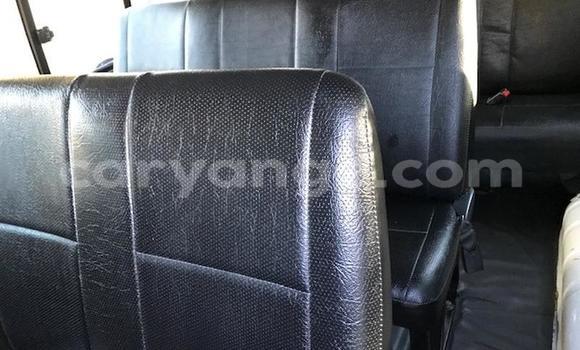 Acheter Occasion Voiture Toyota 2000GT Blanc à Windhoek, Namibie Acheter Occasion Voiture Toyota 2000GT Blanc à Windhoek, Namibie