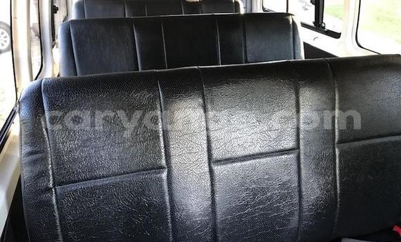 Acheter Occasion Voiture Toyota 2000GT Blanc à Windhoek, Namibie Acheter Occasion Voiture Toyota 2000GT Blanc à Windhoek, Namibie