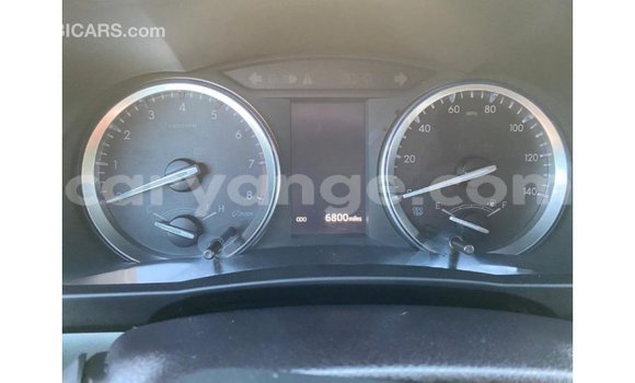 Acheter Import Voiture Toyota Highlander Blanc à Import - Dubai, Namibie Acheter Import Voiture Toyota Highlander Blanc à Import - Dubai, Namibie