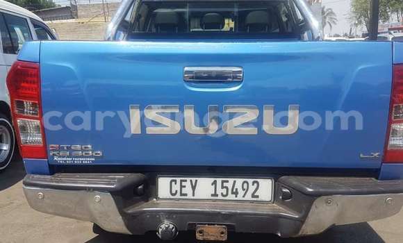 Acheter Occasion Voiture Isuzu KB Bleu à Windhoek, Namibie Acheter Occasion Voiture Isuzu KB Bleu à Windhoek, Namibie