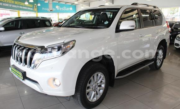 Buy Used Toyota Prado White Car in Gobabis in Omaheke Buy Used Toyota Prado White Car in Gobabis in Omaheke