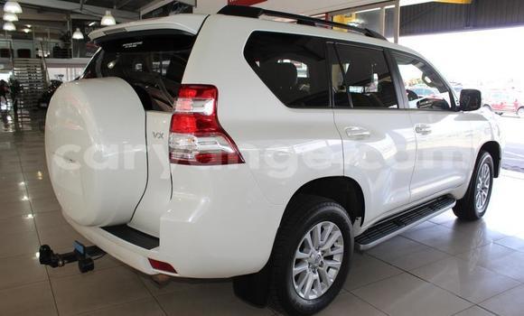 Buy Used Toyota Prado White Car in Gobabis in Omaheke Buy Used Toyota Prado White Car in Gobabis in Omaheke
