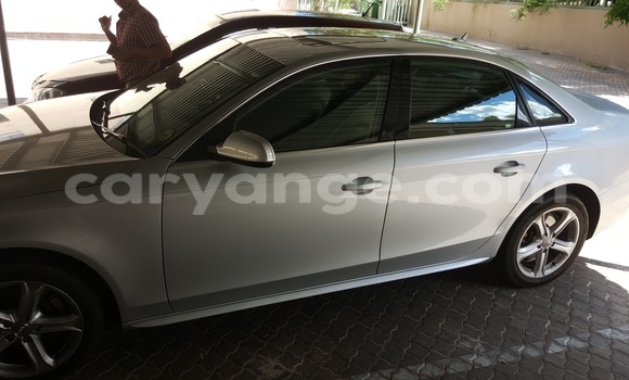 Acheter Occasion Voiture Audi A4 Gris à Windhoek, Namibie Acheter Occasion Voiture Audi A4 Gris à Windhoek, Namibie