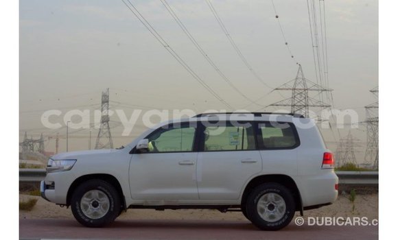 Buy Import Toyota Land Cruiser White Car in Import - Dubai in Namibia Buy Import Toyota Land Cruiser White Car in Import - Dubai in Namibia