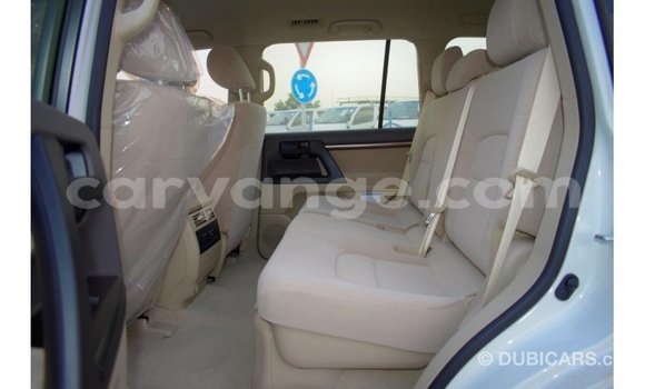 Buy Import Toyota Land Cruiser White Car in Import - Dubai in Namibia Buy Import Toyota Land Cruiser White Car in Import - Dubai in Namibia