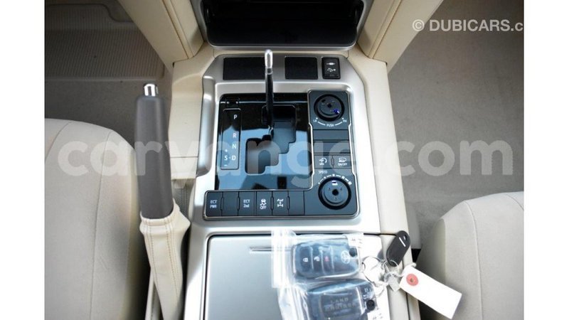 Big with watermark toyota land cruiser namibia import dubai 10730