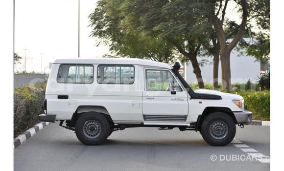 Buy Import Toyota Land Cruiser White Car in Import - Dubai in Namibia Buy Import Toyota Land Cruiser White Car in Import - Dubai in Namibia