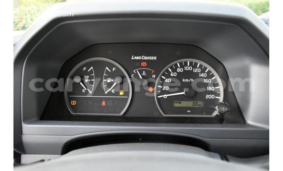 Buy Import Toyota Land Cruiser White Car in Import - Dubai in Namibia Buy Import Toyota Land Cruiser White Car in Import - Dubai in Namibia