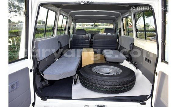 Buy Import Toyota Land Cruiser White Car in Import - Dubai in Namibia Buy Import Toyota Land Cruiser White Car in Import - Dubai in Namibia