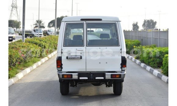 Buy Import Toyota Land Cruiser White Car in Import - Dubai in Namibia Buy Import Toyota Land Cruiser White Car in Import - Dubai in Namibia