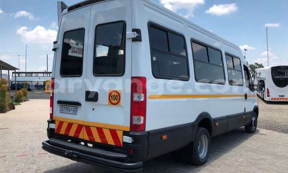 Buy Used IVECO Massif White Car in Karasburg in Karas Buy Used IVECO Massif White Car in Karasburg in Karas